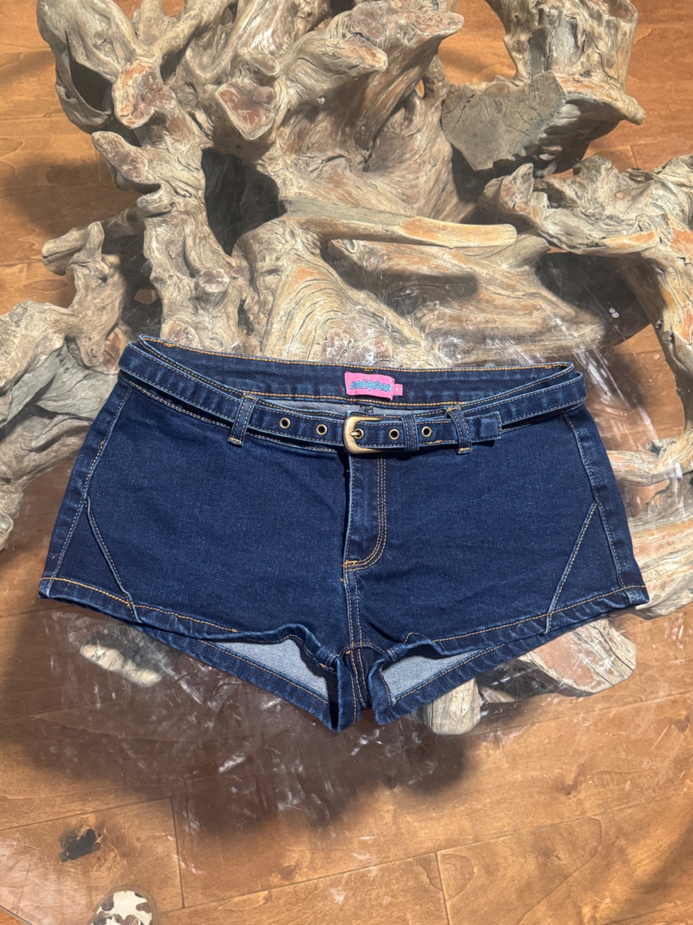 Edikted Low rise Jean Shorts with Belt